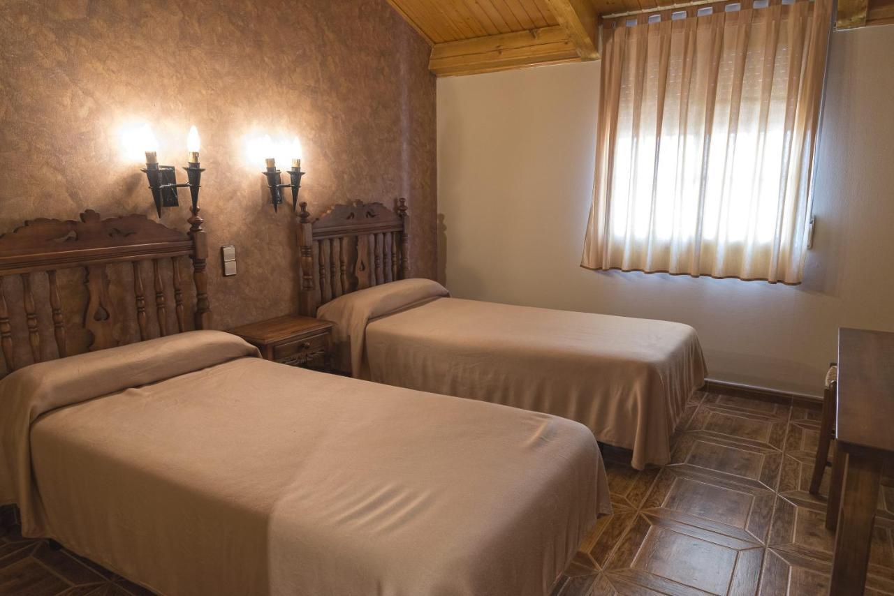 Hotel-Restaurante La Sima Castillo de Garcimuñoz Extérieur photo